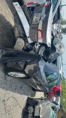 2014 Toyota Camry XLE - Exterior Rear Right Corner Image